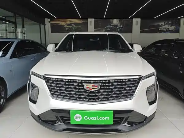 Cadillac XT4 2025