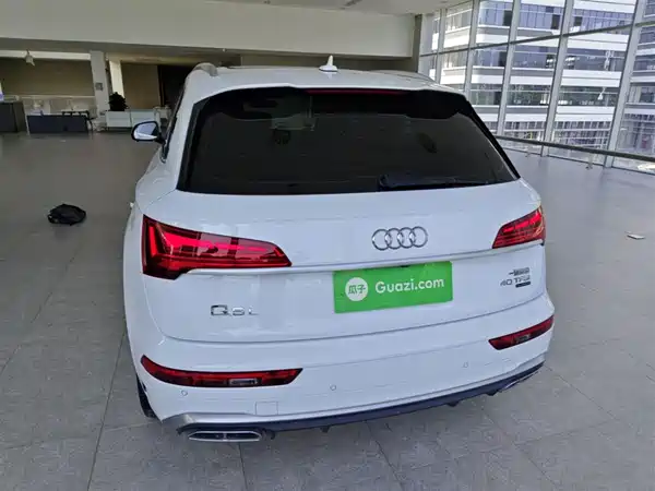 Audi Q5L 2021