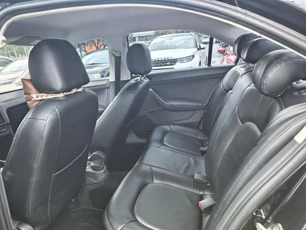 Volkswagen Santana 2016