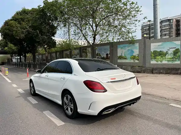 Mercedes-Benz C-Class 2021