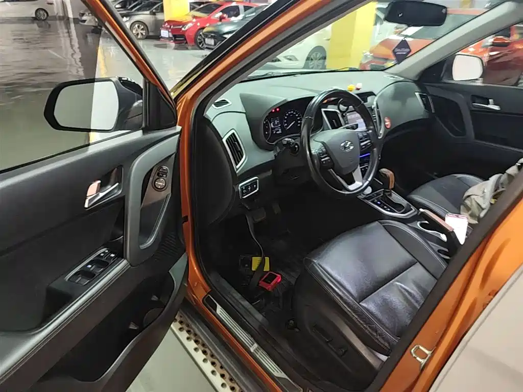Hyundai ix25 2015 — фото 16