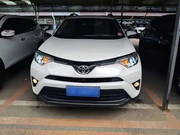 Toyota RAV4 2016