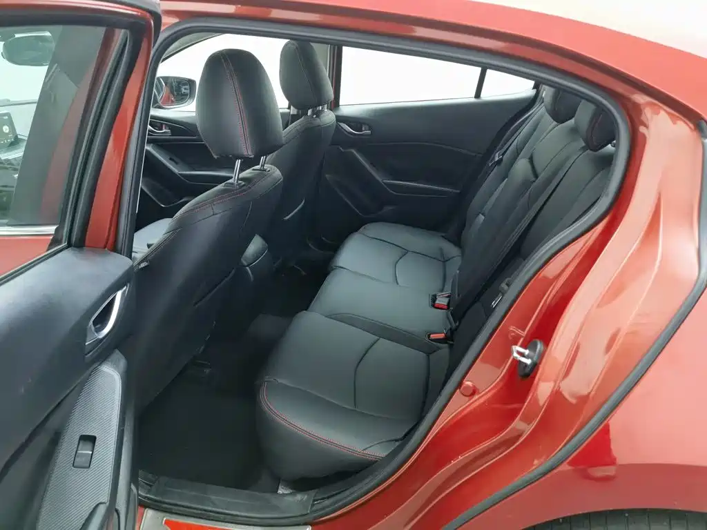 Mazda 3 Angkesela 2015 — фото 15