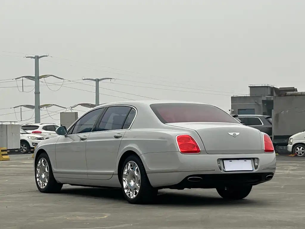 Bentley Flying Spur 2013 — фото 6
