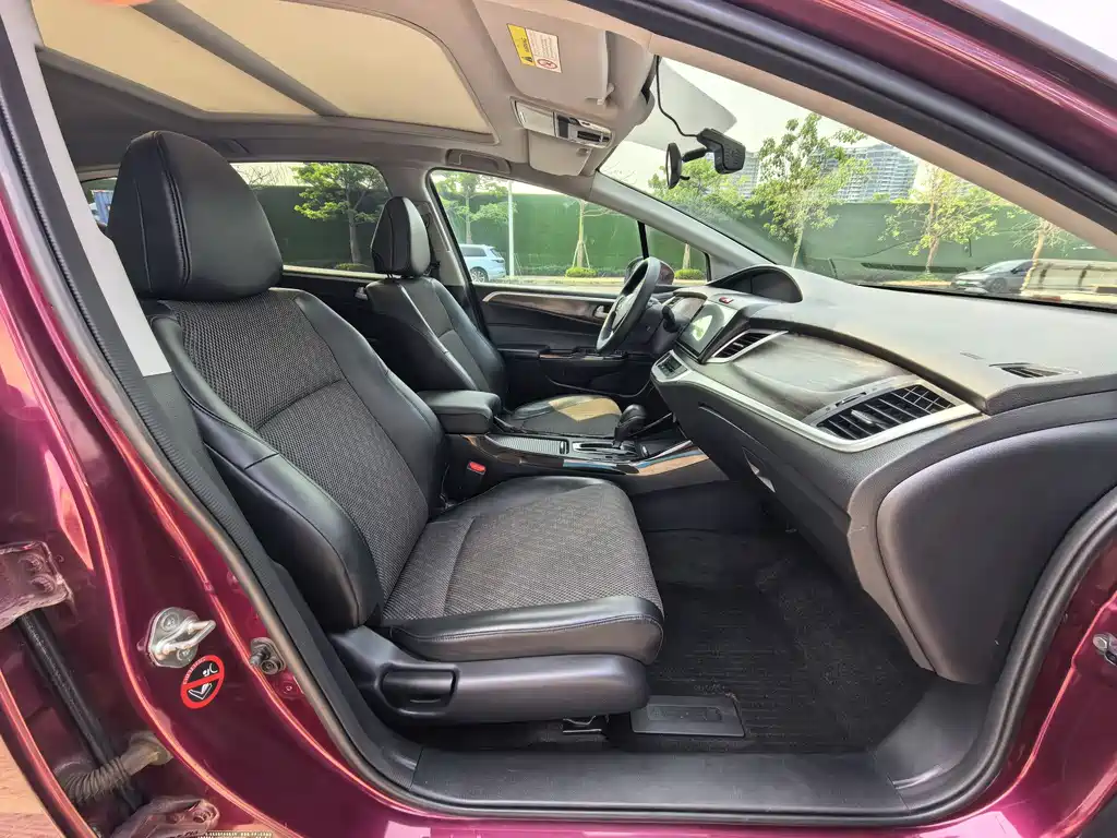 Honda Jade 2017 — фото 10