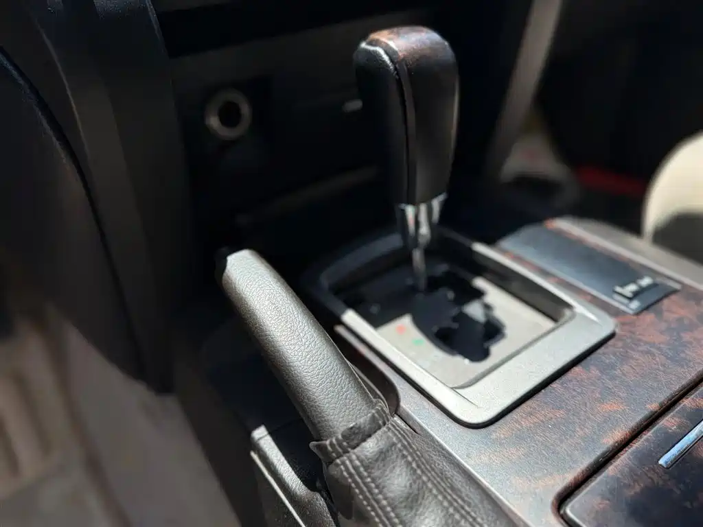 Toyota Land Cruiser 2010 — фото 15