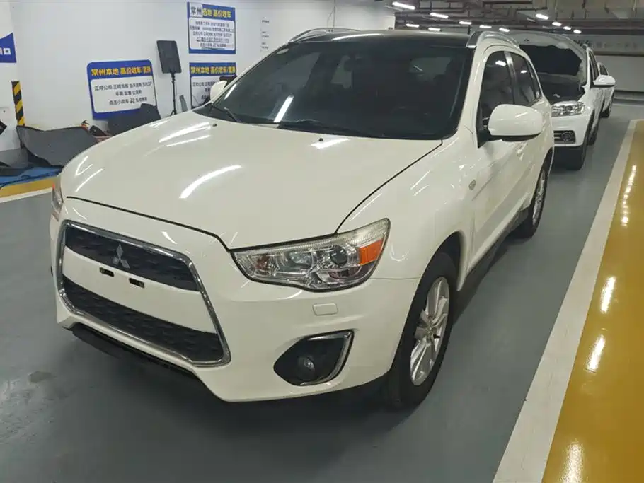 Mitsubishi ASX 2014 — фото 1