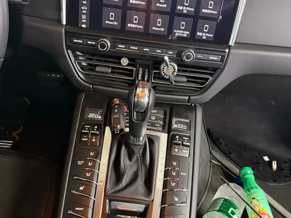 Porsche Macan 2019 — фото 12