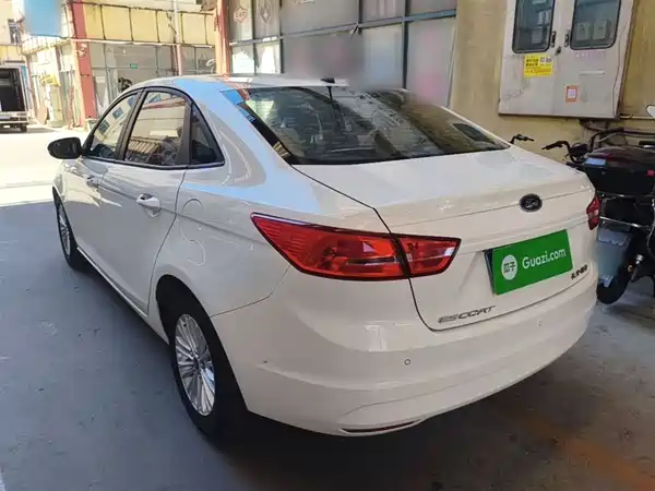 Ford Escort 2017