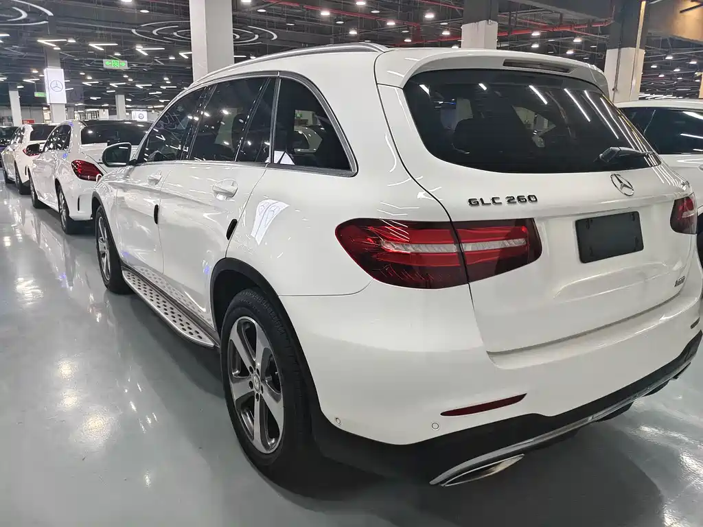 Mercedes-Benz GLC 2017 — фото 14