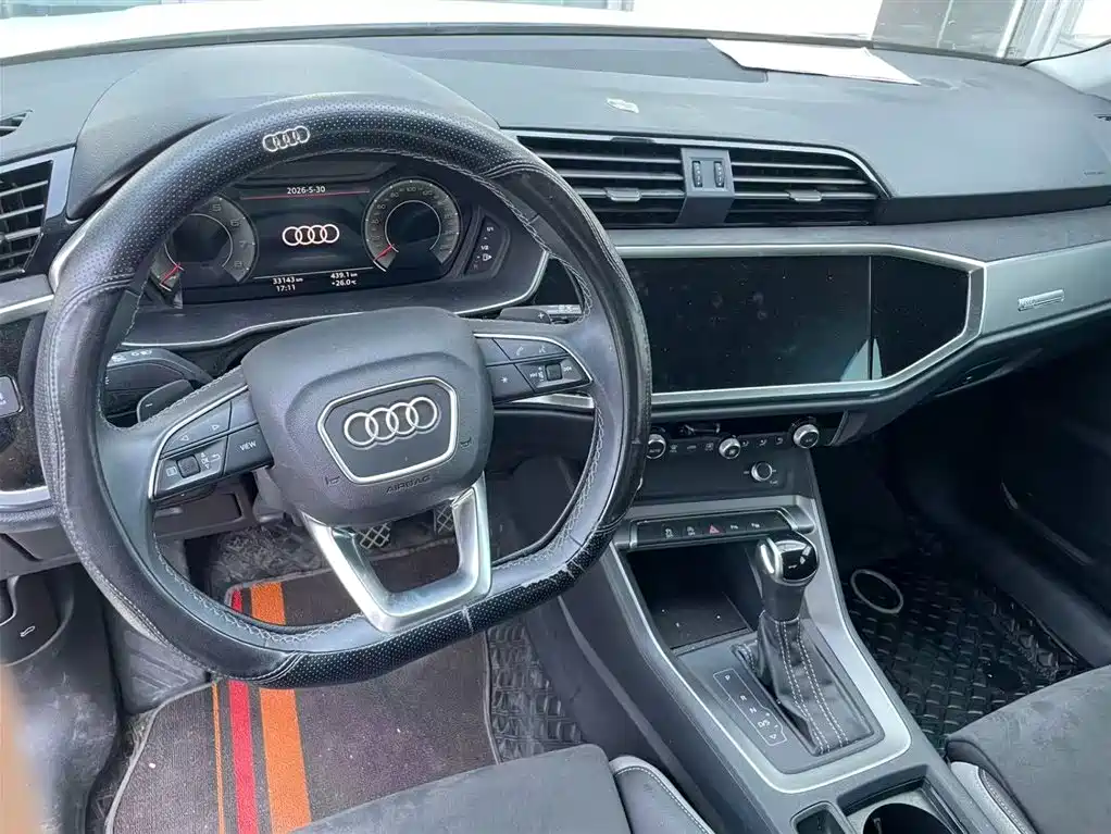 Audi Q3 2022 — фото 6
