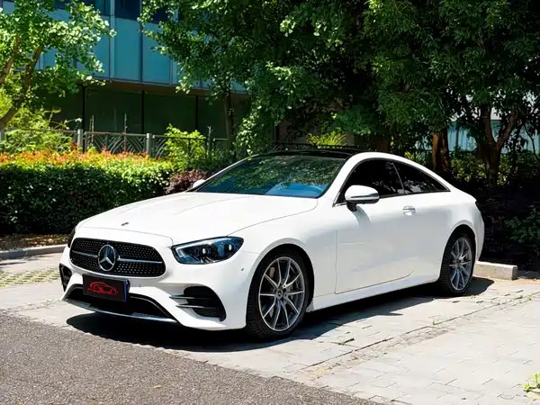 Mercedes-Benz E-Class 2021