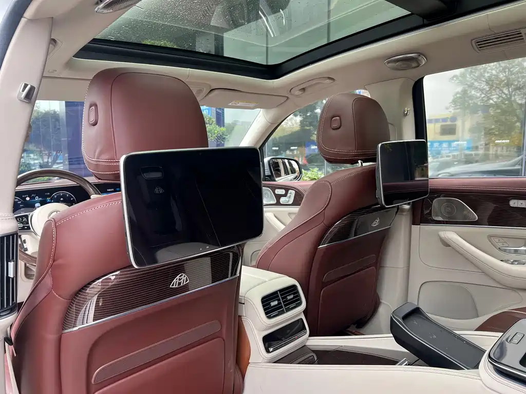 Mercedes-Benz GLS 2023 — фото 6