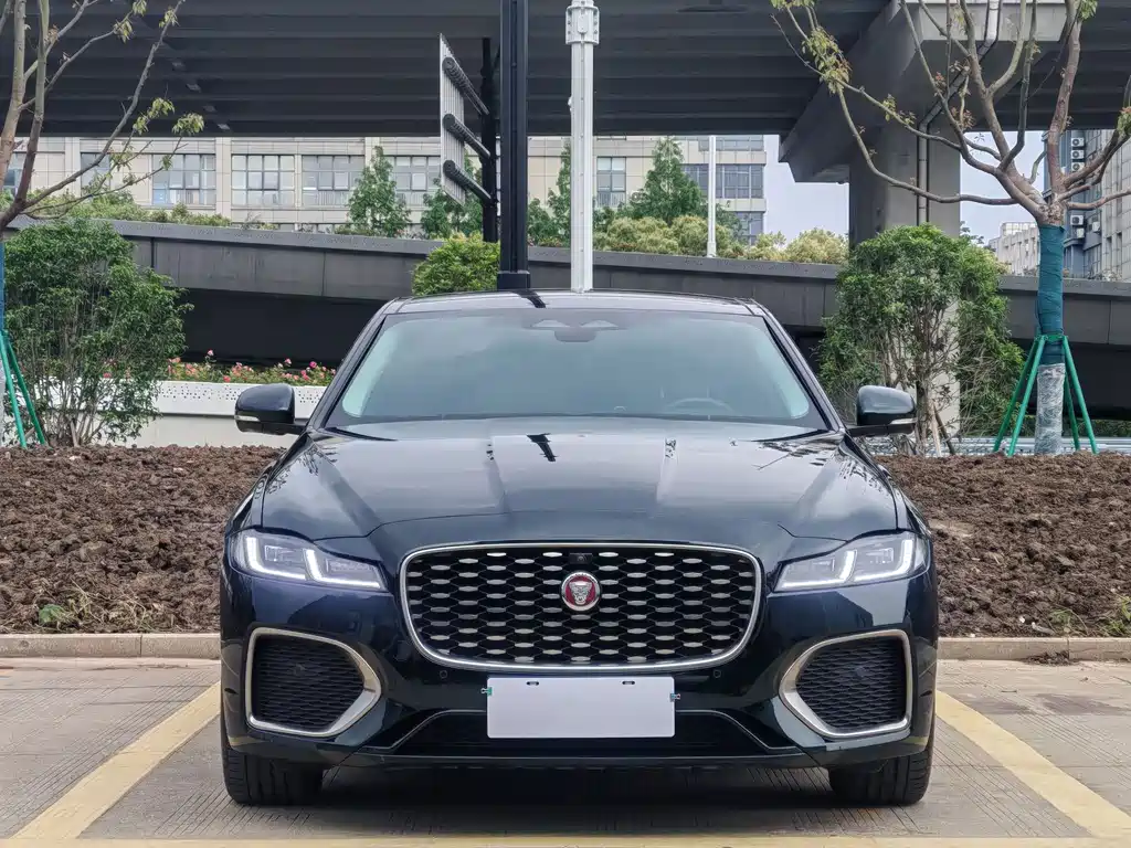 Jaguar XFL 2023 — фото 2
