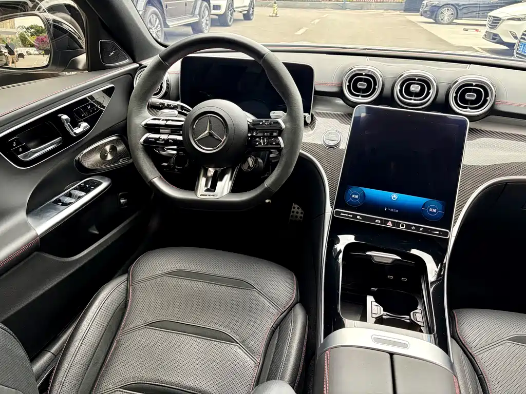 Mercedes-Benz C-Class AMG 2025 — фото 20