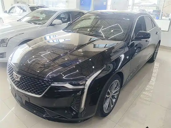 Cadillac CT4 2021