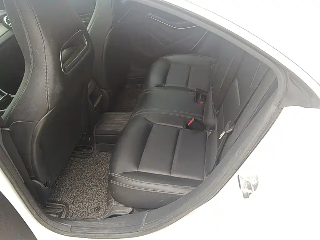 Mercedes-Benz CLA 2018 — фото 17