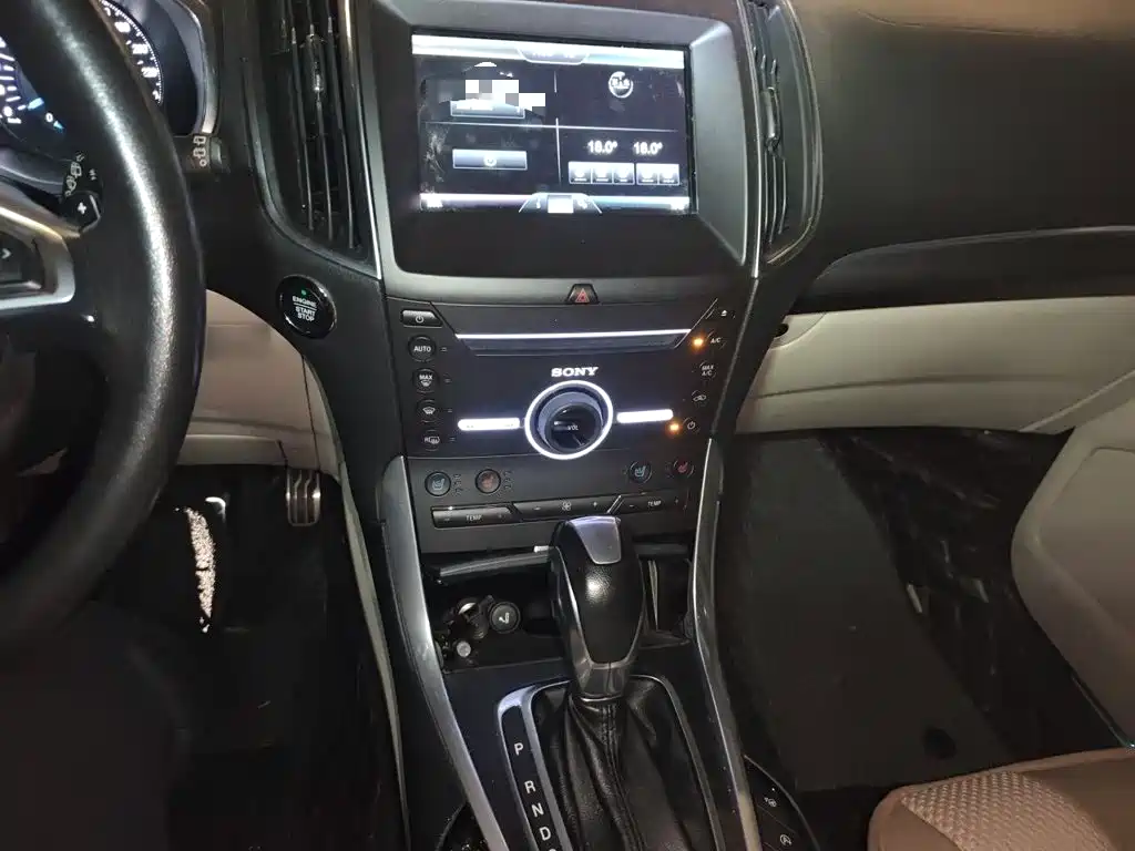 Ford Edge 2015 — фото 6