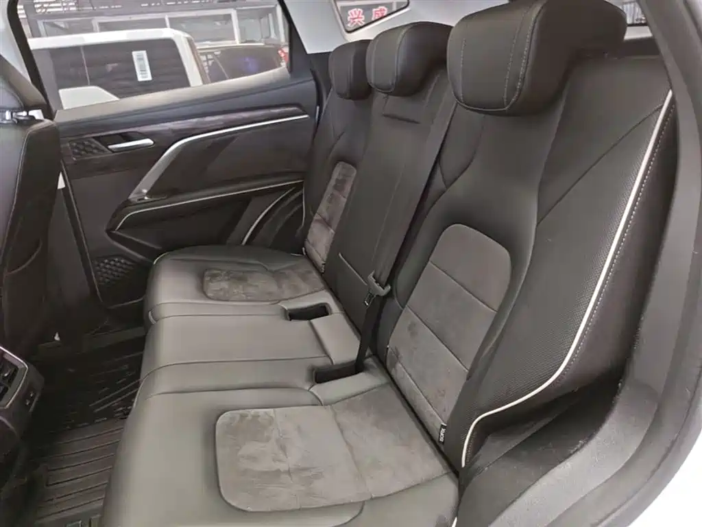 Haval H6 2023 — фото 17