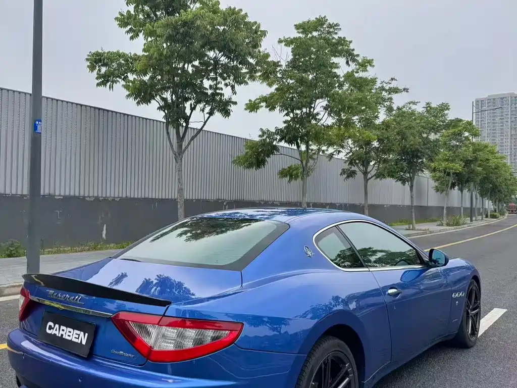 Maserati GranTurismo 2015 — фото 6