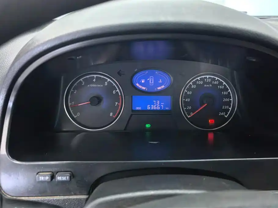 Geely Emgrand Classic 2013 — фото 14