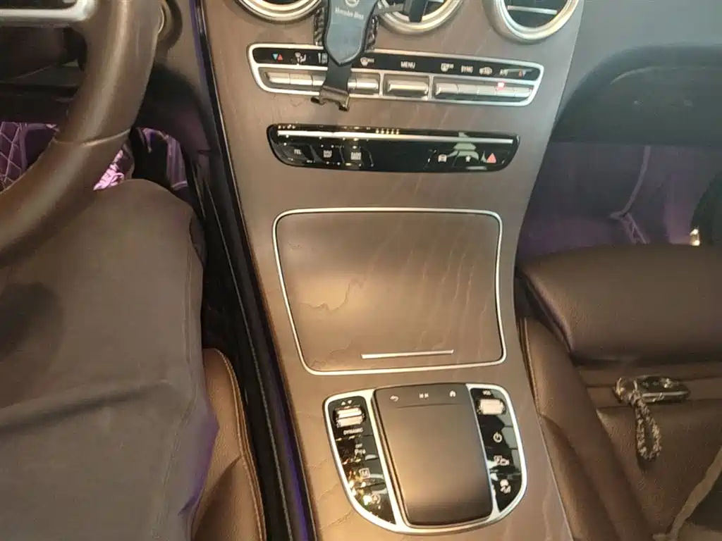 Mercedes-Benz GLC 2020 — фото 14