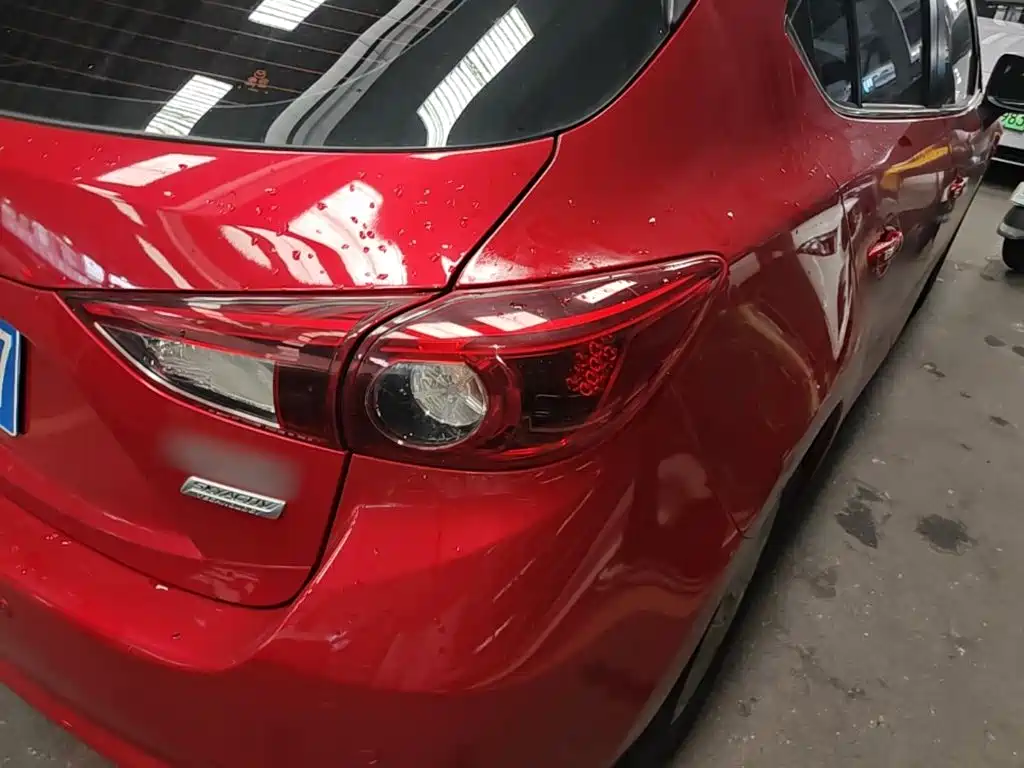 Mazda 3 Axela 2017 — фото 8