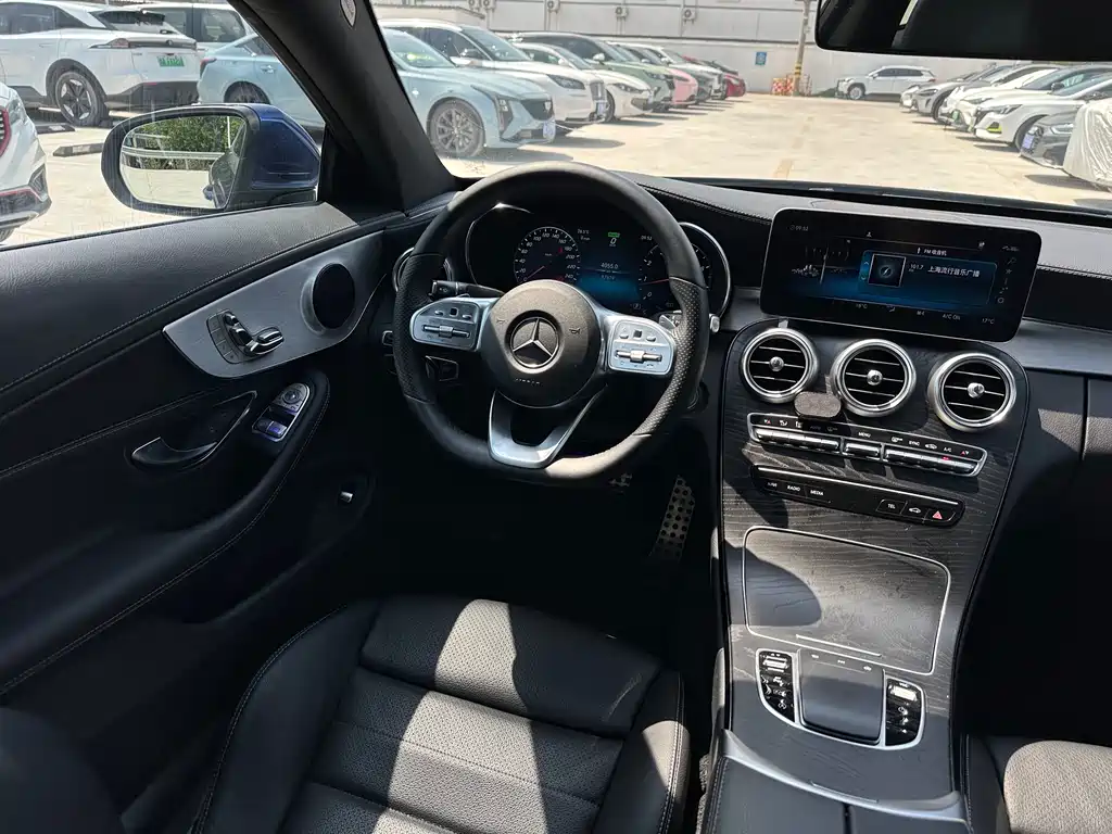 Mercedes-Benz C-Class 2019 — фото 17