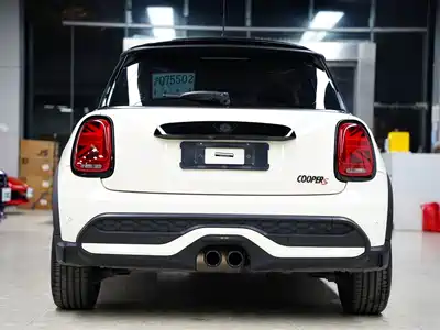 MINI MINI 2022