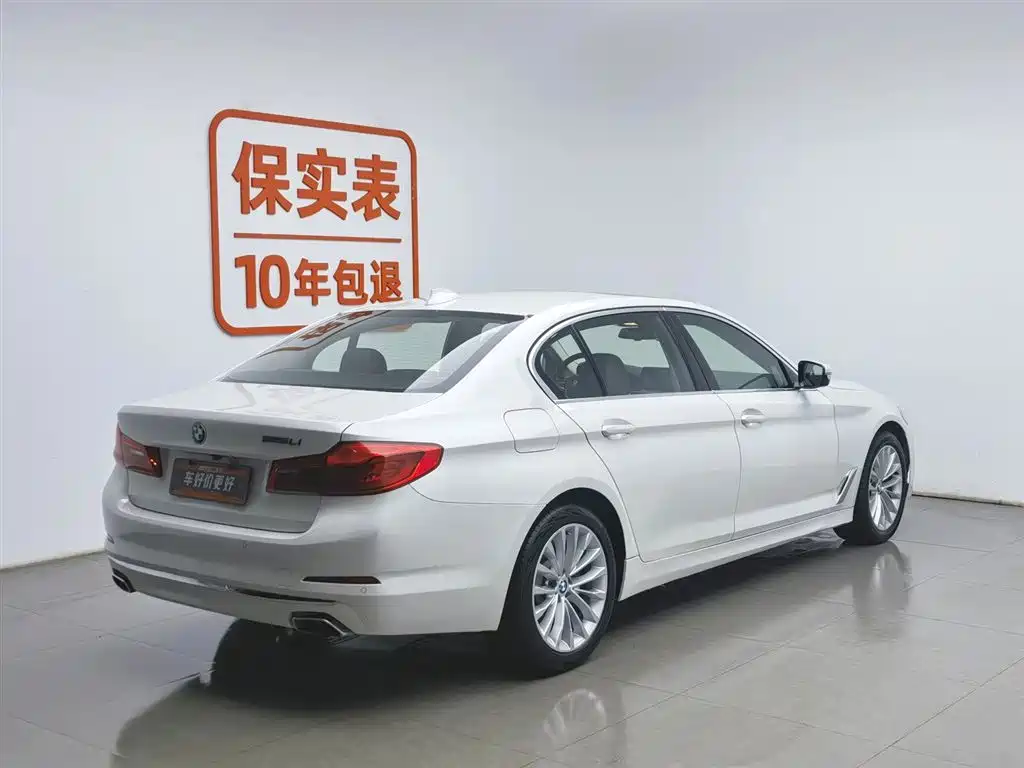 BMW 5 Series 2019 — фото 2