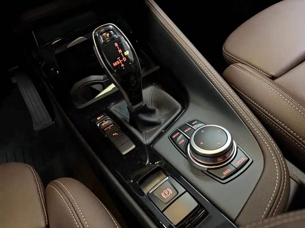 BMW X2 2021 — фото 17