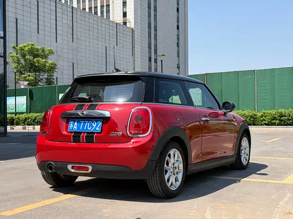 MINI 2016