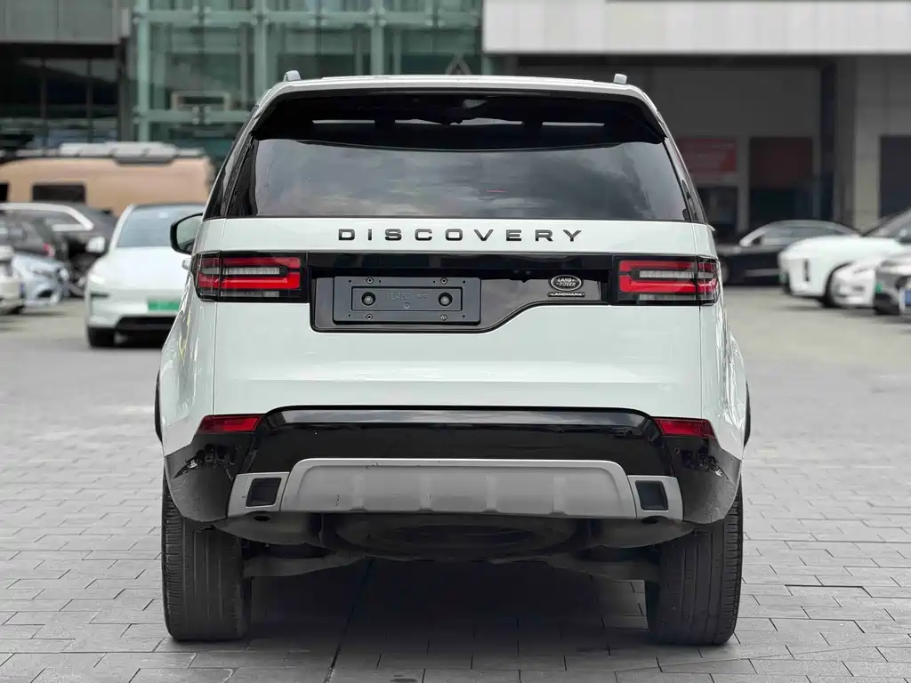 Land Rover Discovery 2020 — фото 15