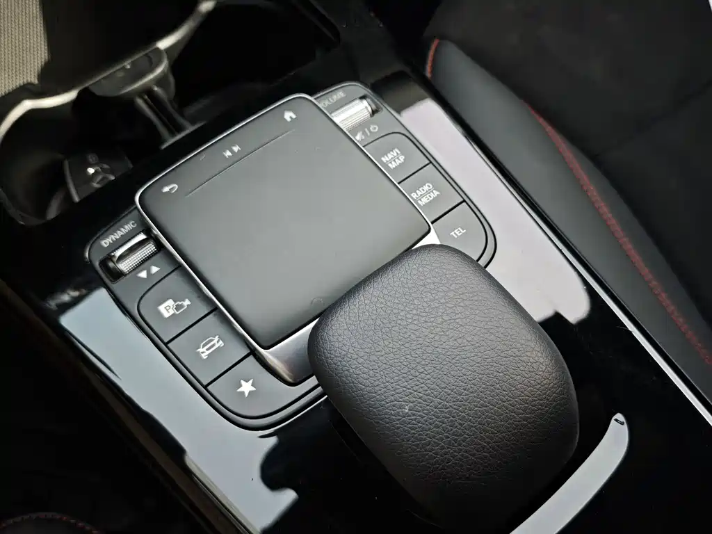 Mercedes-Benz CLA 2023 — фото 11