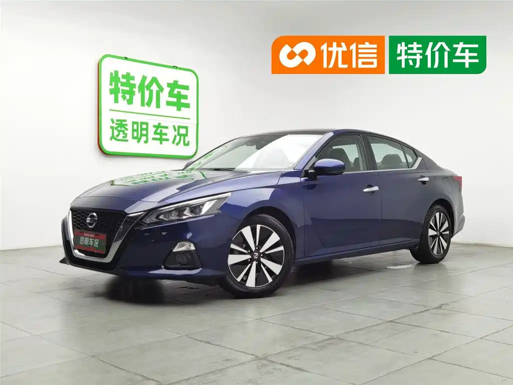 Nissan Teana 2021 — фото 1