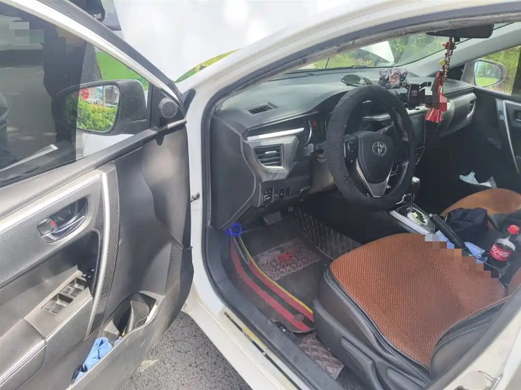 Toyota Corolla 2016 — фото 14
