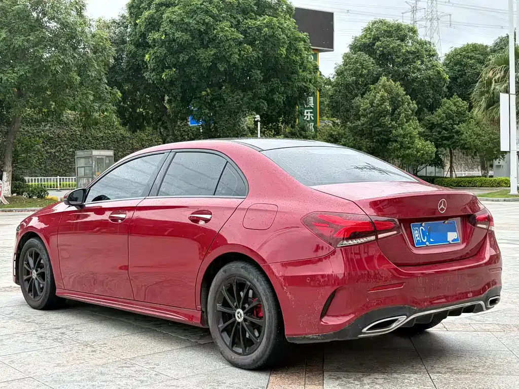 Mercedes-Benz A-Class 2023 — фото 9
