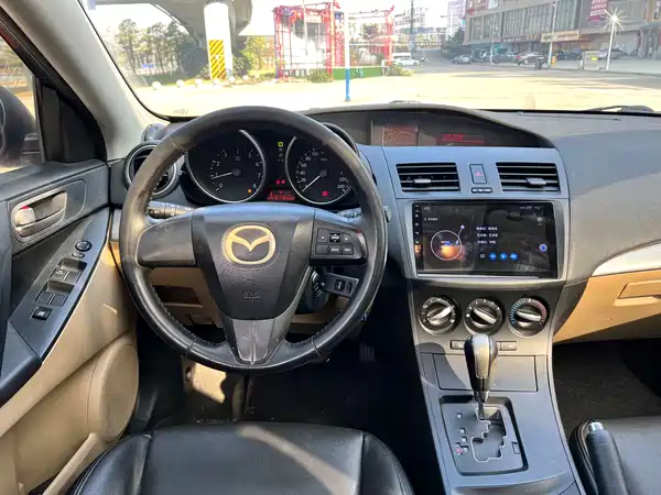 Mazda 3 Xingcheng 2011