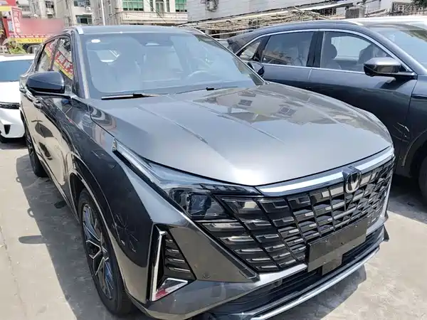 Changan UNI-Z 2025