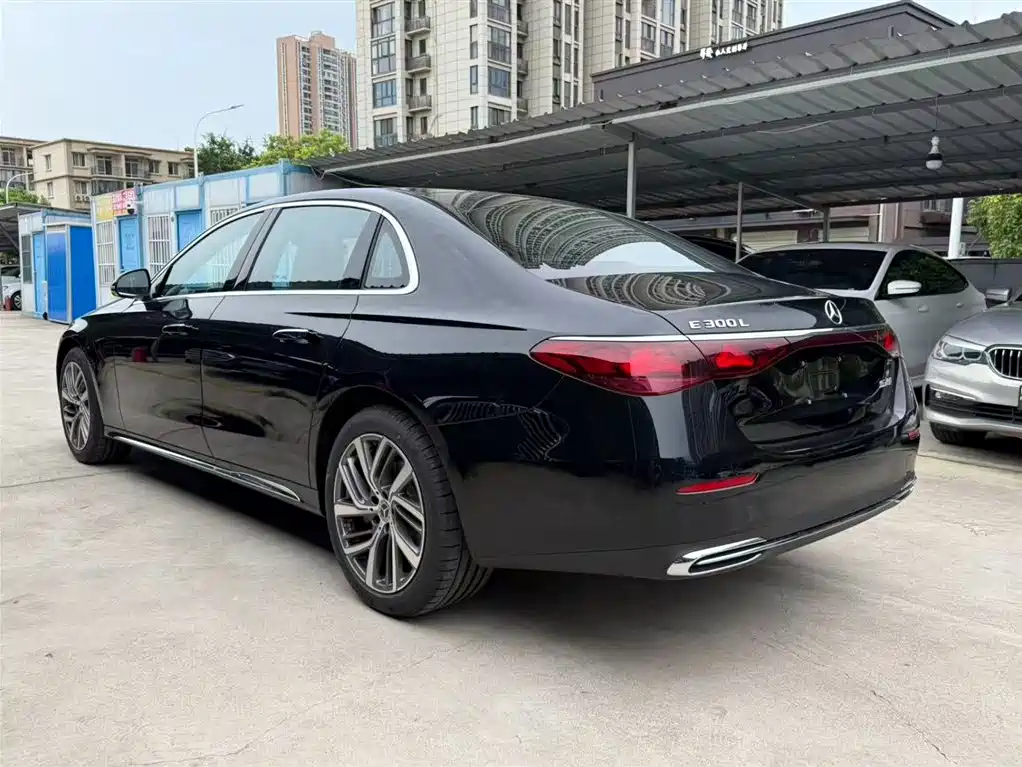 Mercedes-Benz E-Class 2026