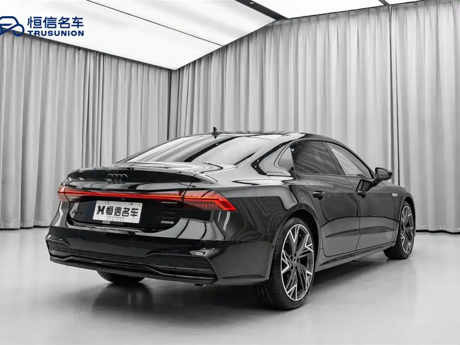 Audi A7L 2024 — фото 9