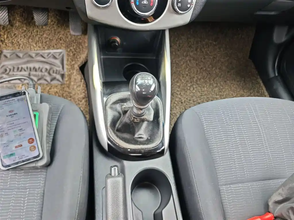 Kia Forte 2015 — фото 14