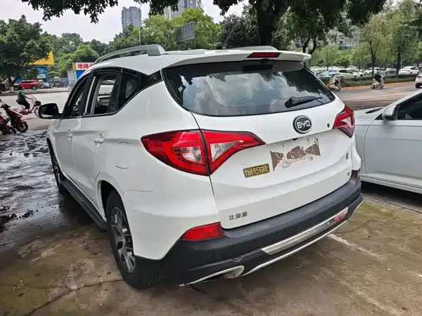BYD Song 2016