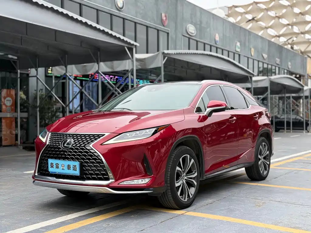 Lexus RX 2020 — фото 1