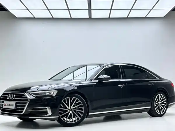 Audi A8 2021