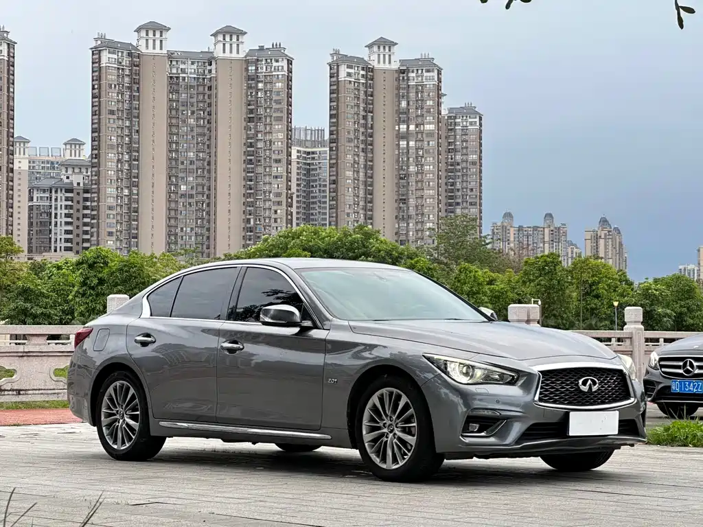 Infiniti Q50L 2019 — фото 3