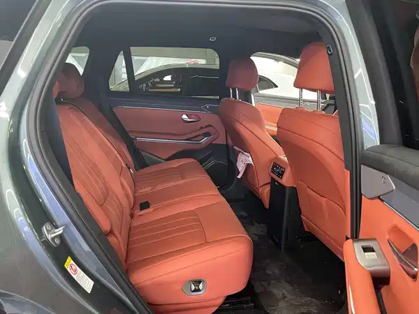 BYD Tang L 2025
