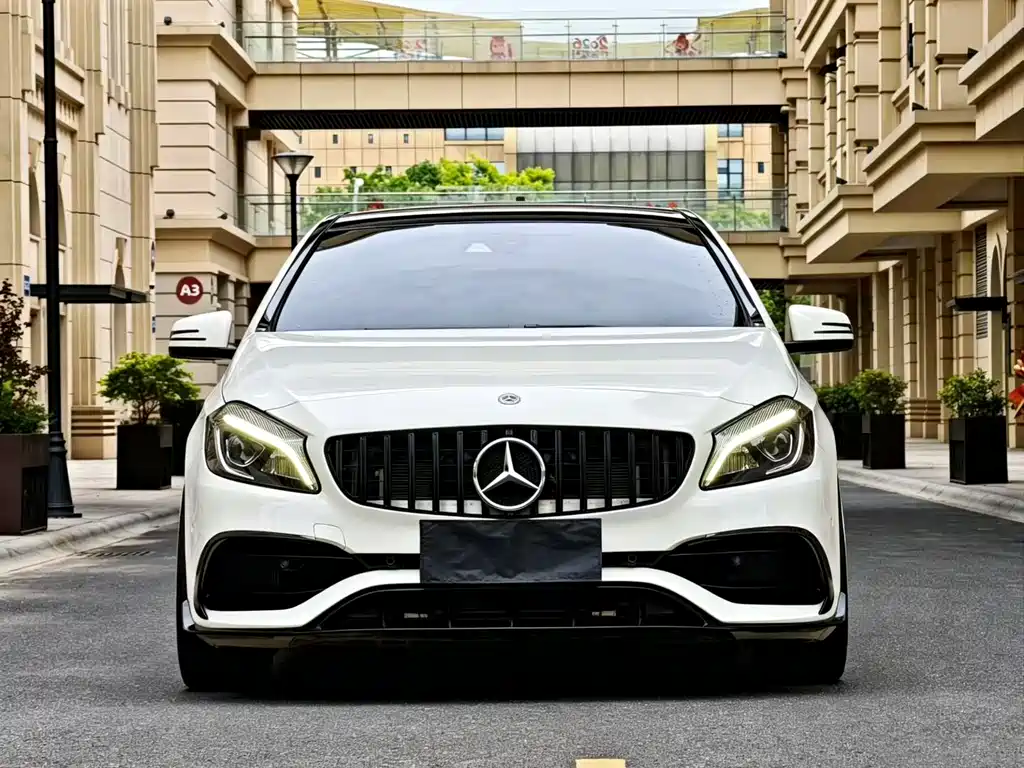 Mercedes-Benz A-Class AMG 2018 — фото 2