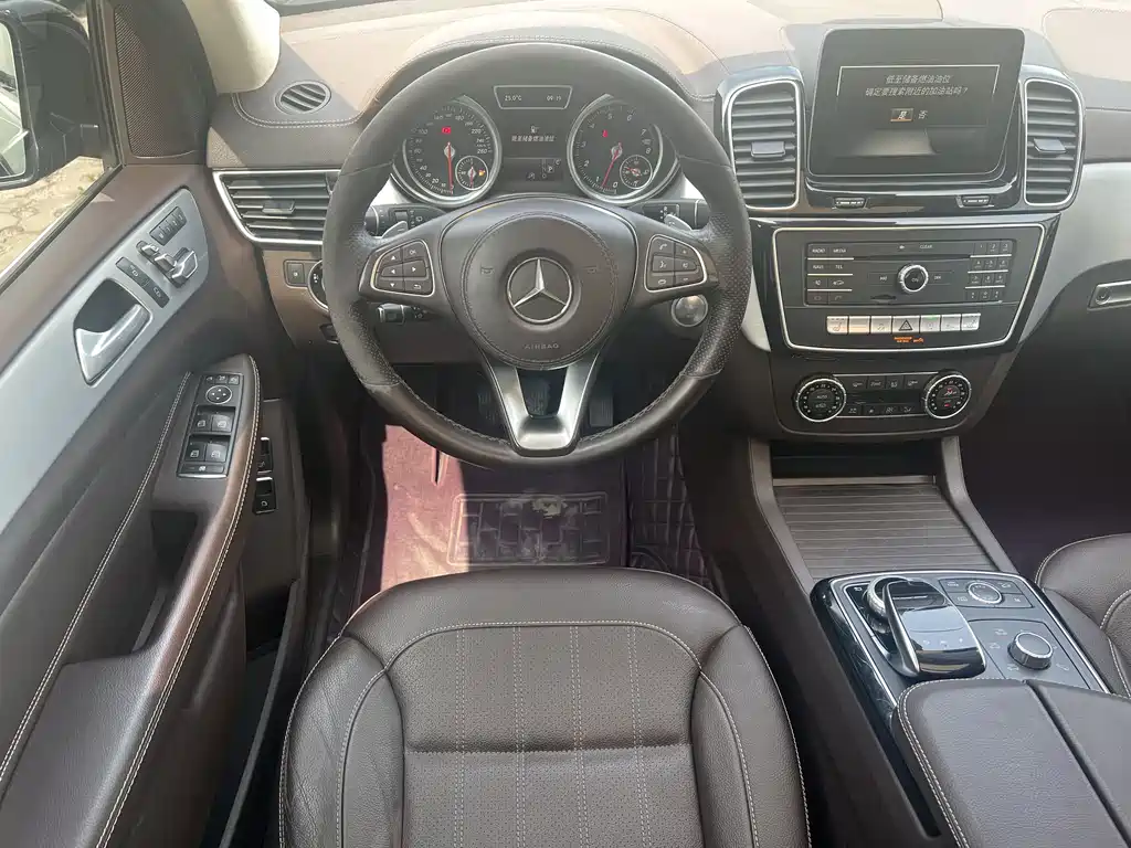 Mercedes-Benz GLS 2017 — фото 7