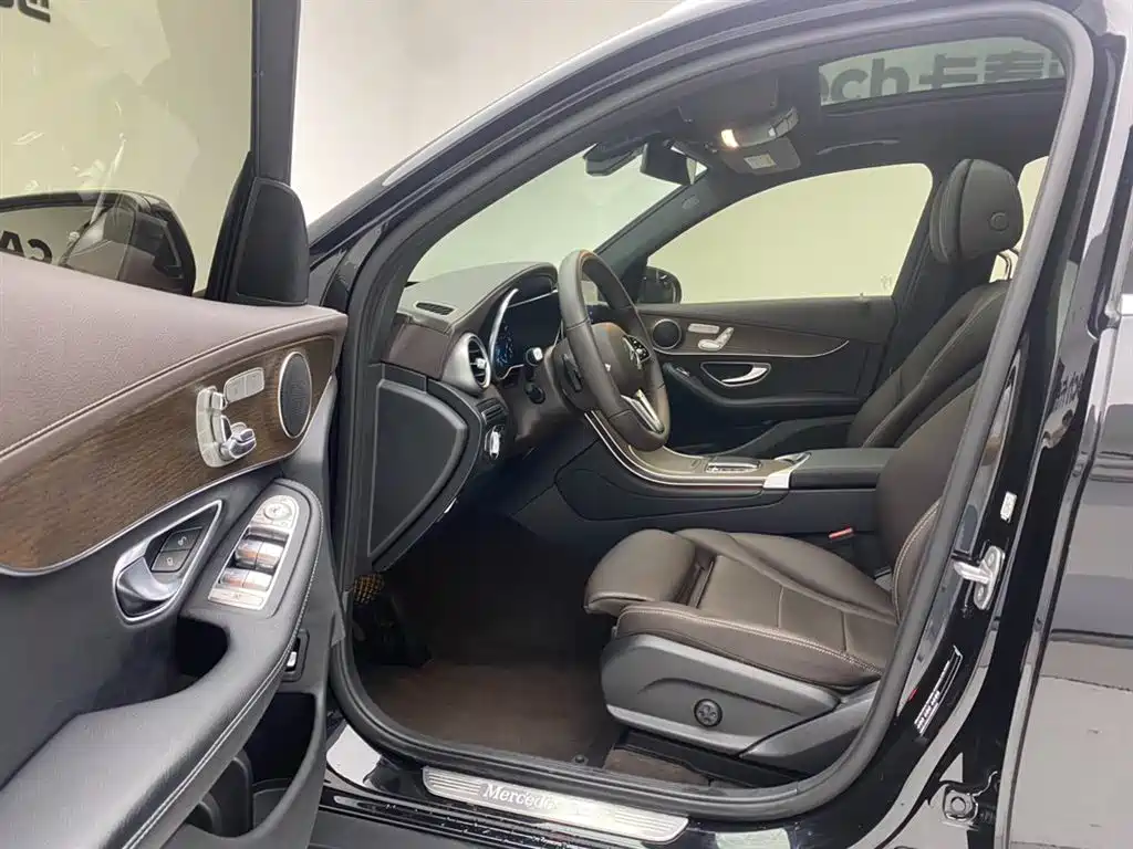 Mercedes-Benz GLC 2023 — фото 17